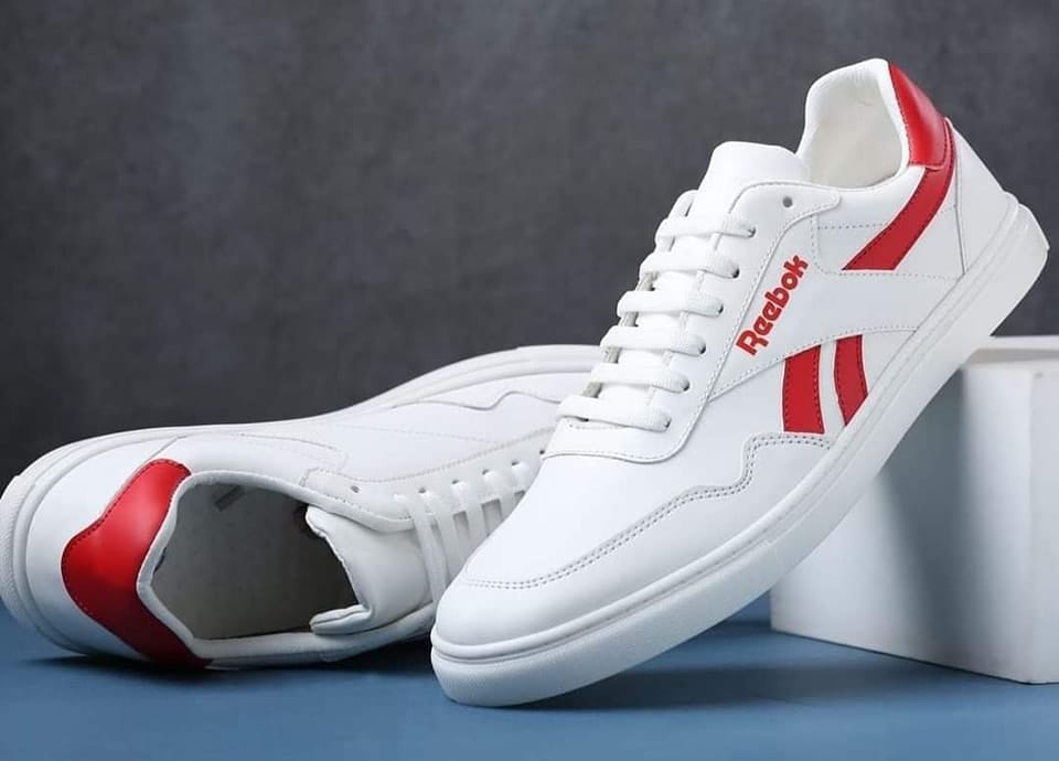 كوتشي فلات REEBOK